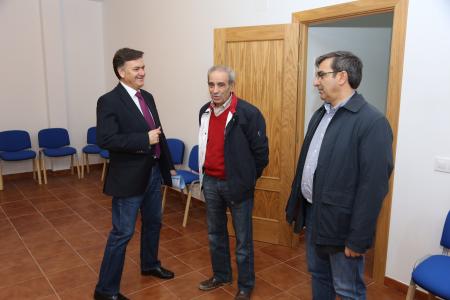 Imagen Valleruela de Sepúlveda pavimenta  la calle la Fuente