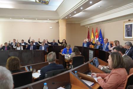 Imagen El Pleno de la Diputación toma conocimiento de la Liquidación del Presupuesto de 2025 que arroja un Remanente de Tesorería de 21,7...